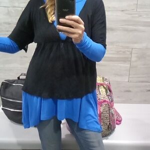 Kimchi Blue Black Spring Light Weight Deep V Feminine Layering Sweater M